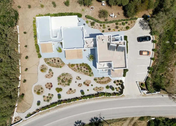 Crystal Mare Suites Naxos City