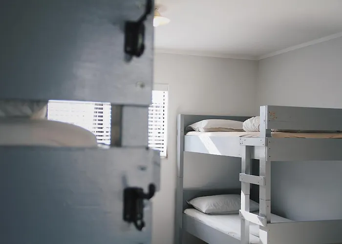 Hugo & Carters Backpackers & Motel Tauranga