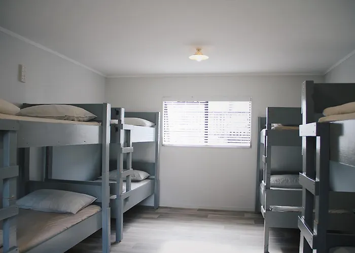 Hugo & Carters Backpackers & Motel Tauranga