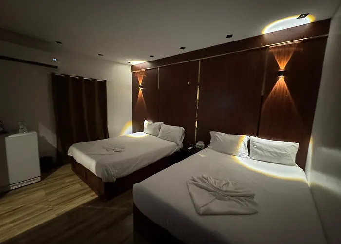Sahara Pyramids Inn Kafret el-Gabal