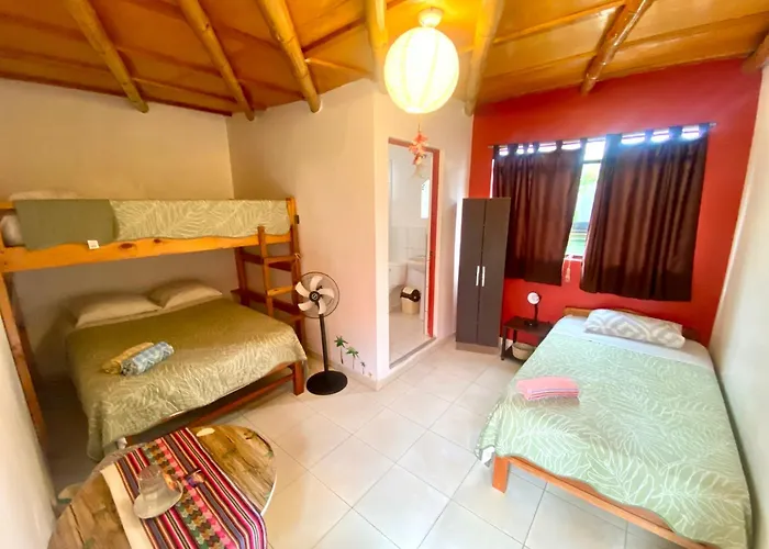 Surf House Chicama Hotel Puerto Chicama