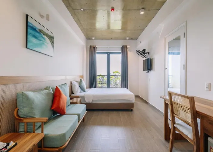 The Shine Hotel & Apartment Danang