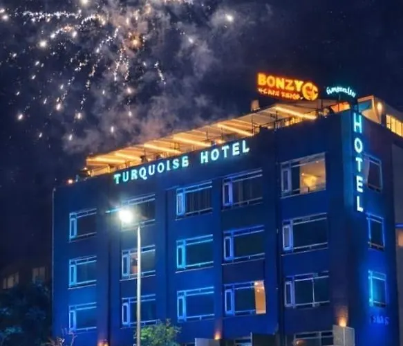 Turquoise Pyramids & Grand Egyptian Museum View Hotel Kafret el-Gabal