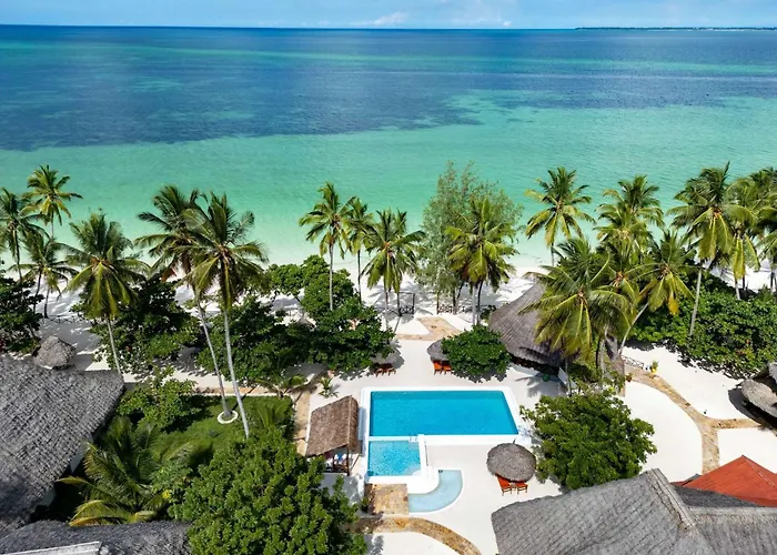 Manolo Beach Resort Uroa