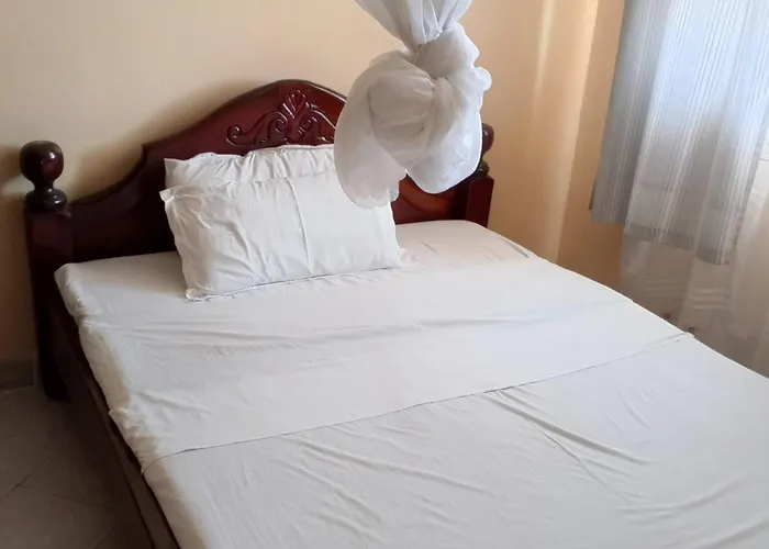 Riversand Hotel, Rooms With Lake Views,Wi Fi & Balcony Kisumu