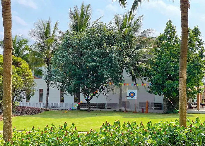 Diamond Beach Villa Danang