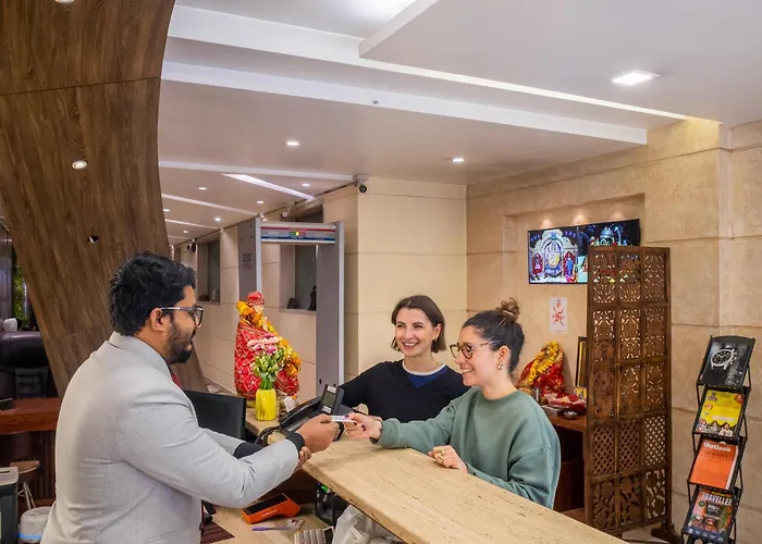 Hotel Neu Villa I Top Location Near Connaught Place And New Delhi Railway Stn