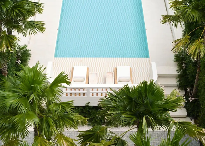 Arco Phuket Town Hotel