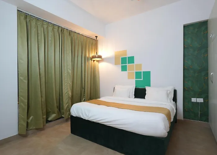 Hotel Nimantrana Noida