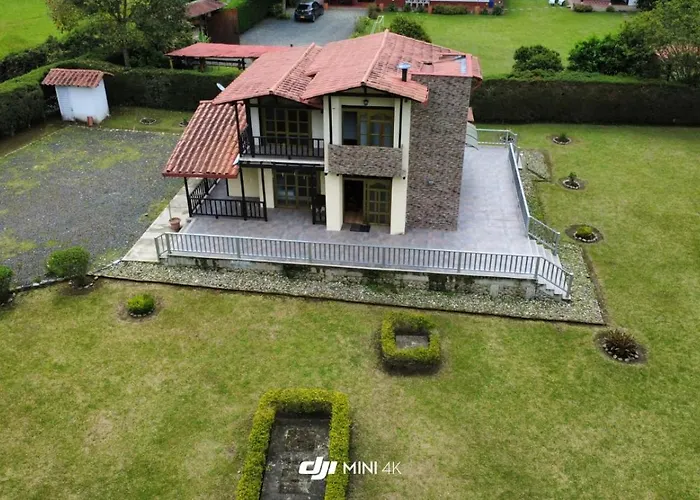 Casa Campestre Valle De Cocora, Salento Forest House