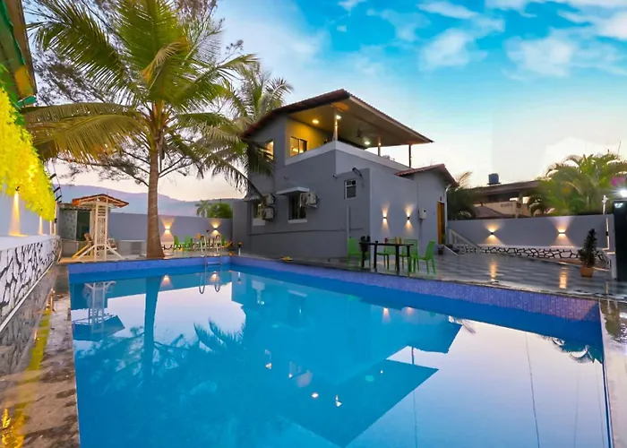 Empyrean Stay II Winter Soldier II 3Bhk II Ac Ll Big Pool Ll Lonavala