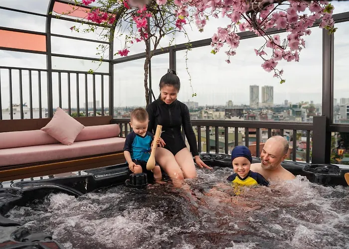 Aurora Central Hotel Hanoi