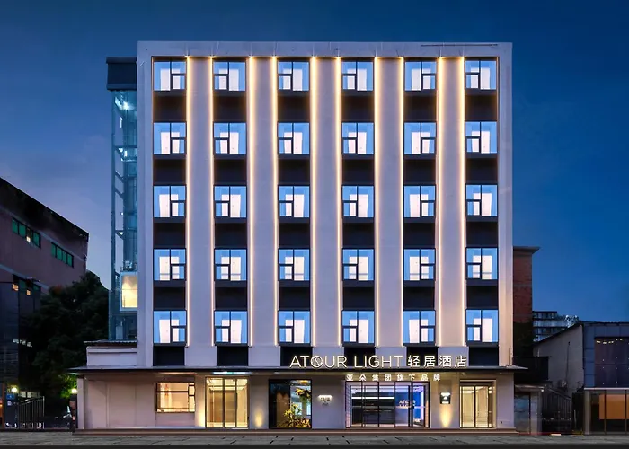 Atour Light Hotel Chengdu Wenshuyuan Liangjiaxiang Subway Station