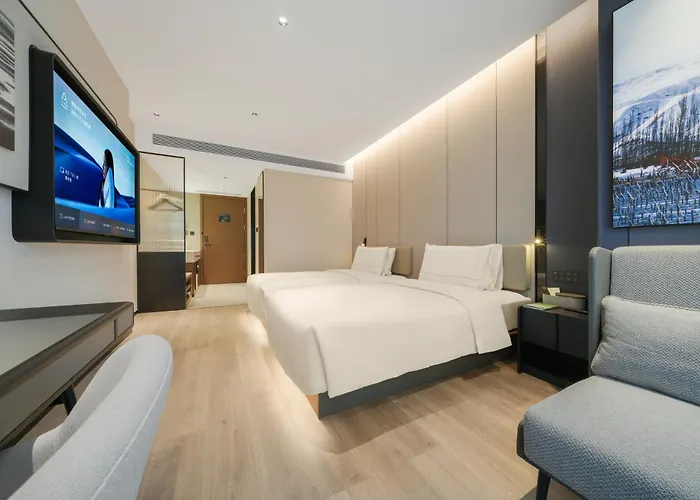 Atour Hotel Chongqing West Railway Station Xinqiao Hospital