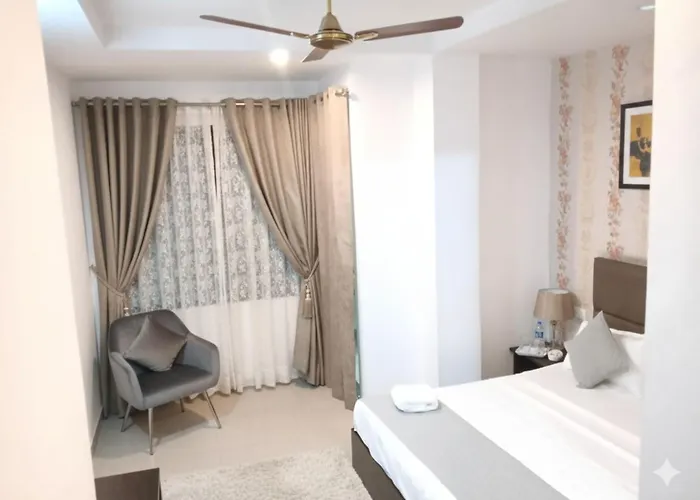 Hotel Ambience Plaza Near Delhi Airport New Delhi
