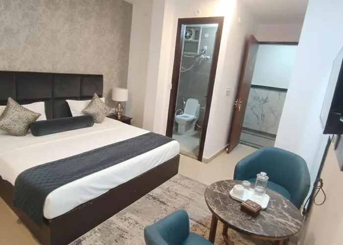 Hotel Ambience Plaza Near Delhi Airport New Delhi