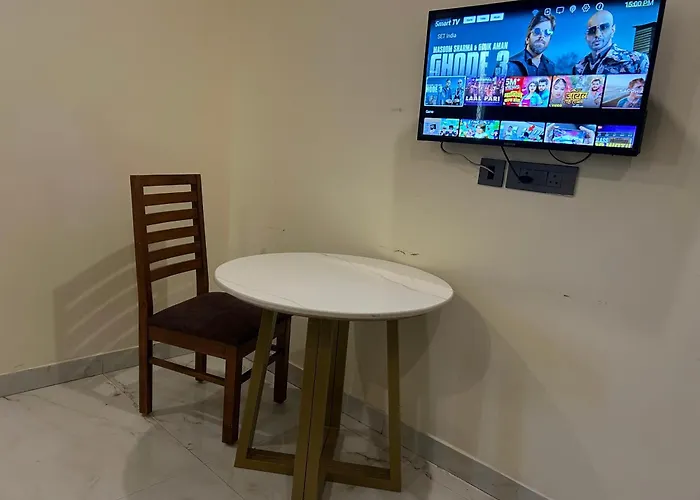 Hotel Future Inn And Banquet Noida