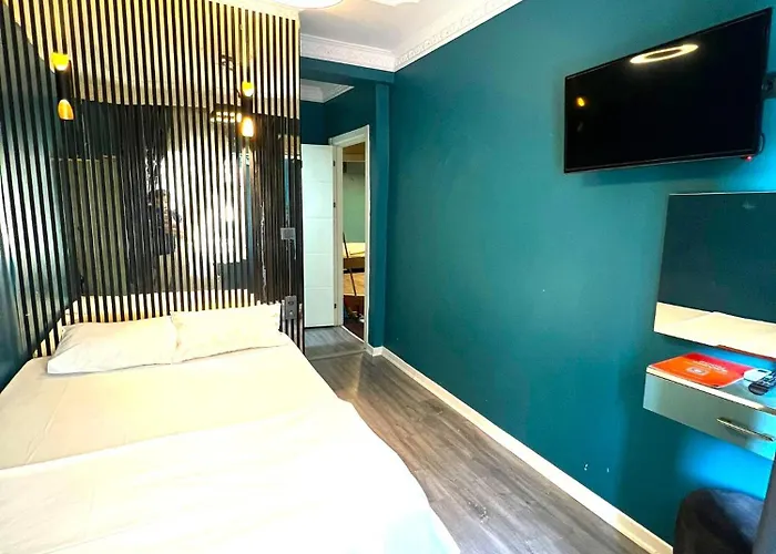 Royalboutique Hotel Anex B Kayaroyal - There Is No Lift - All Coffees & Tea Free Of Charge At The Terrace Restaurant Istanbul