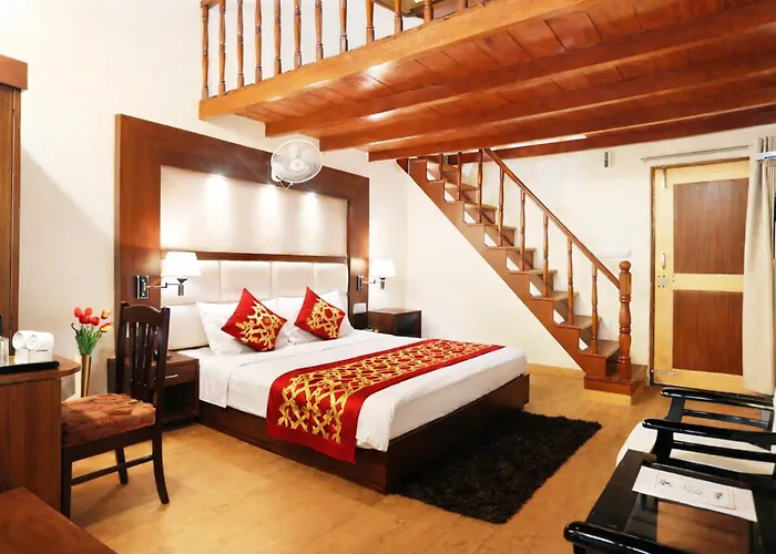 Hotel Mahamaya Moon Palace Near Naini Lake All Facilities Are Available Book And Enjoy Nainital