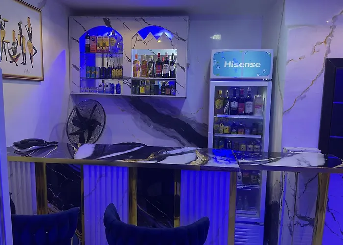 Devhak Hotel And Suites Warri