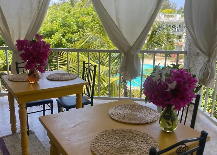 Dada Luxury Suites Beachfront Tropical Paradise Malindi