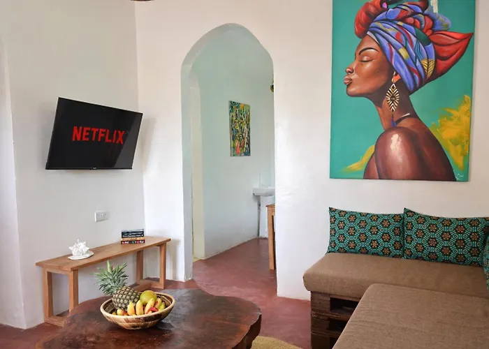 Secluded House With Outdoor Cinema - 4 Min Walk To The Beach Pingwe