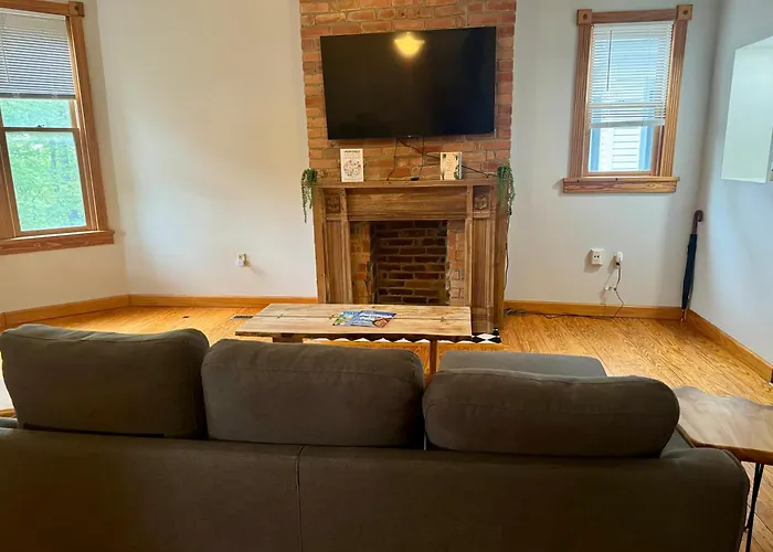 Jungle House Luxury Stays - Columbus Downtown Short North