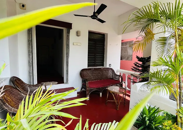 White Villa Guest House Near Rock Beach And White Town Pondicherry