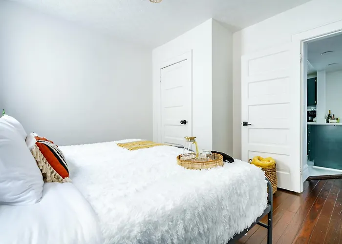 Jungle House Luxury Stays - Columbus Downtown Short North
