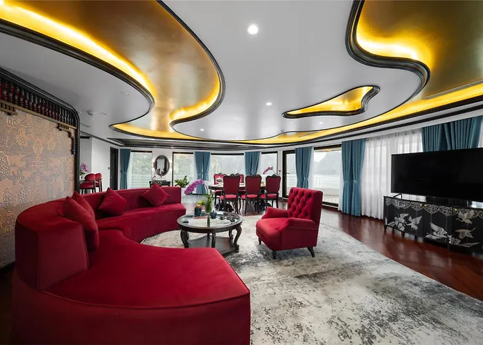 Catherine Cruise 6 Star On Ha Long Bay