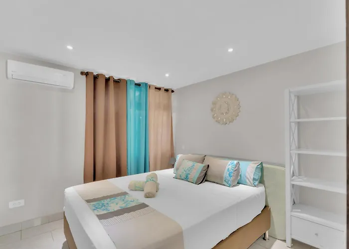 Tahiti Beach House Arue 