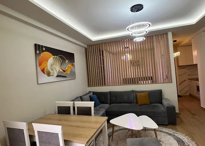 Condor Center Luxury Apartment 5 Tirana