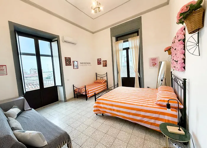 Toctoc Apartment - Big Apartment With Two Rooms In Center Catania