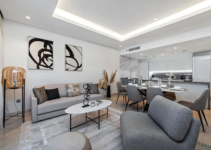 Awesome 2Br Apartment In Business Bay Dubai