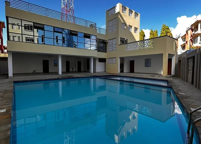 Nyali Luxe Apt - Pool Ac Gym-Beach, Citymall Mombasa