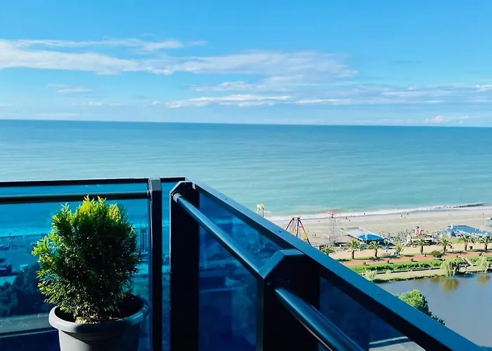 Panorama Resort - Center Suite & Sea View Batumi