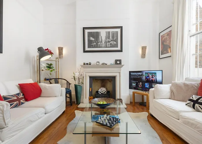 New! Warm Central 3-Bed With Garden - 5 Mins Kensington Westfield London