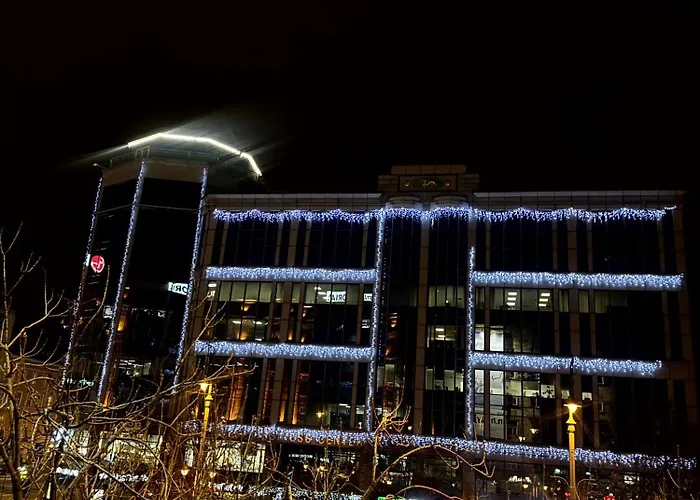 Budapest Supercenter 3Bdr