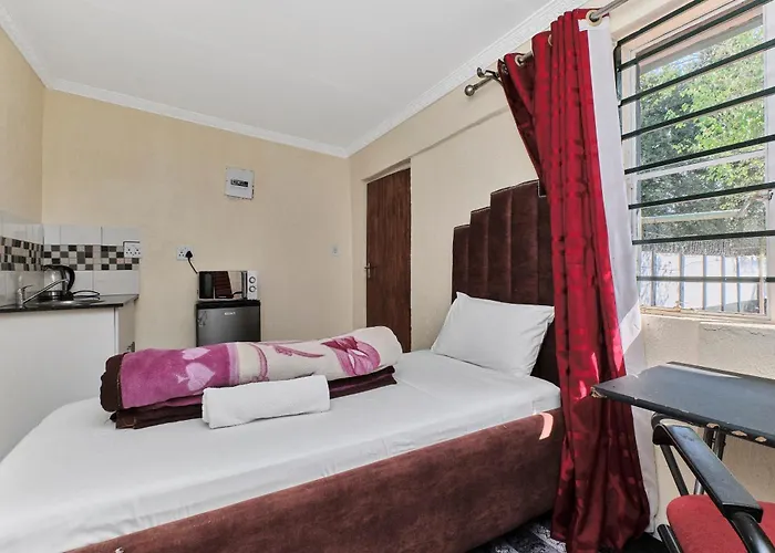 Fully Equipped Cottage Room With Backup Utilities Johannesburg