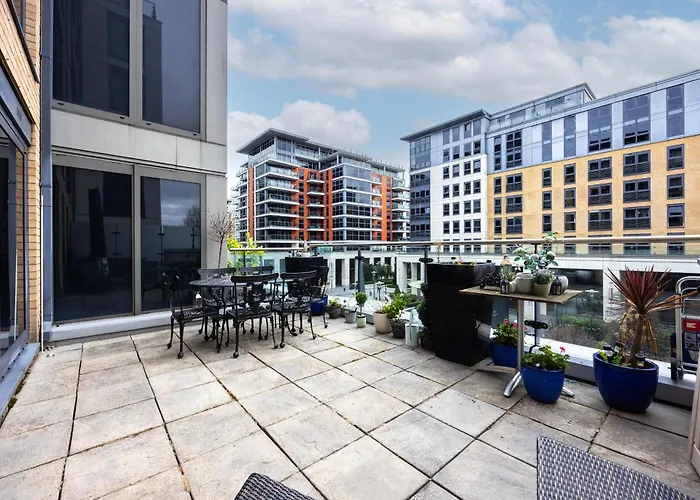 Chelsea Harbour Living Apartment London