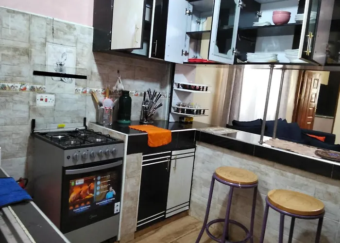 Kukis Place, 5 Bedrooms, Whole Compound Embu