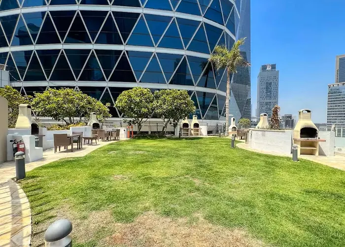 Vogue Vacation Homes, Difc Damac Park Tower Near Museum Of The Future, One Bedroom Apartment With Balcony, City Skyline And Museum Of The Future View, Access To All Amenities Dubai