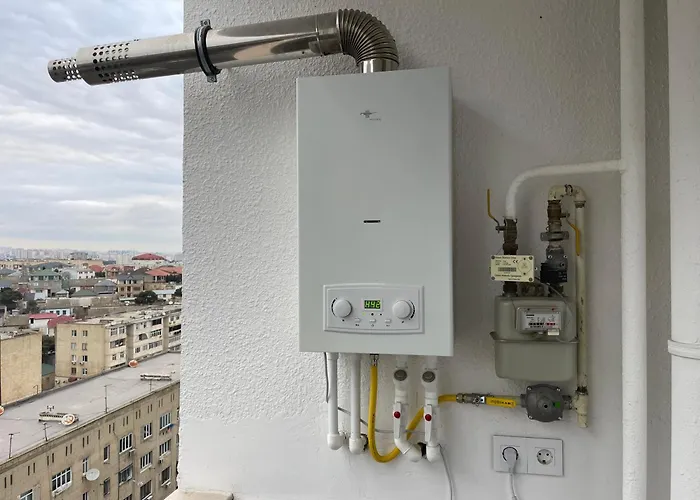Baku City Center Studio - City View & Modern Comfort