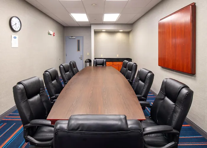 Newly Renovated Hampton Inn Omaha West Lakeside Lane