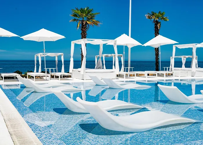 Dreamland Oasis Hotel Chakvi