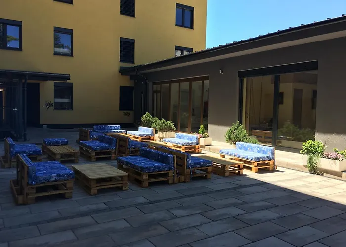 S Hotel - Simple City Centre Stay Maribor