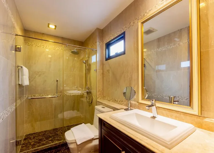 Chiva Bangkok Hotel