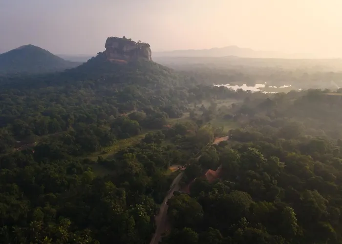 Ekho Sigiriya - 700 Meters To Sigiriya Rock Hotel