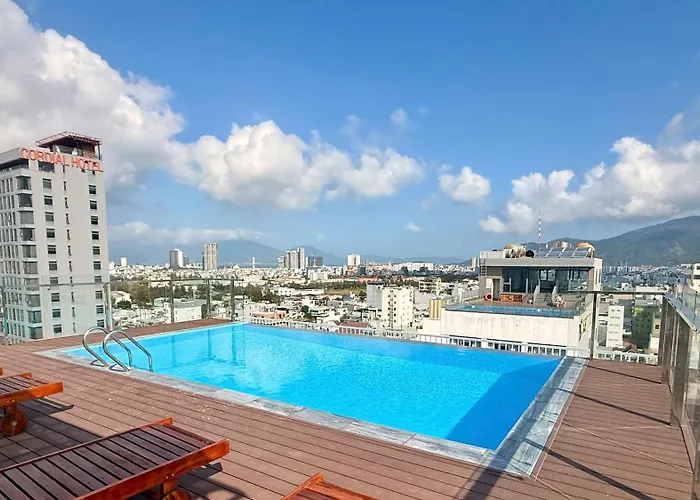 Golden Rose Hotel Danang