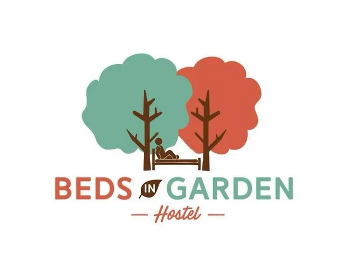 Beds In Garden Hostel Ipoh